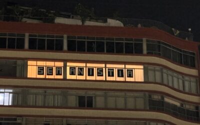 PLACA ‘SEM ANISTIA’ EM FRENTE A ATO DE GOLPISTAS “PASSA UMA MENSAGEM AO CONGRESSO”, DIZ AUTOR DO PROTESTO